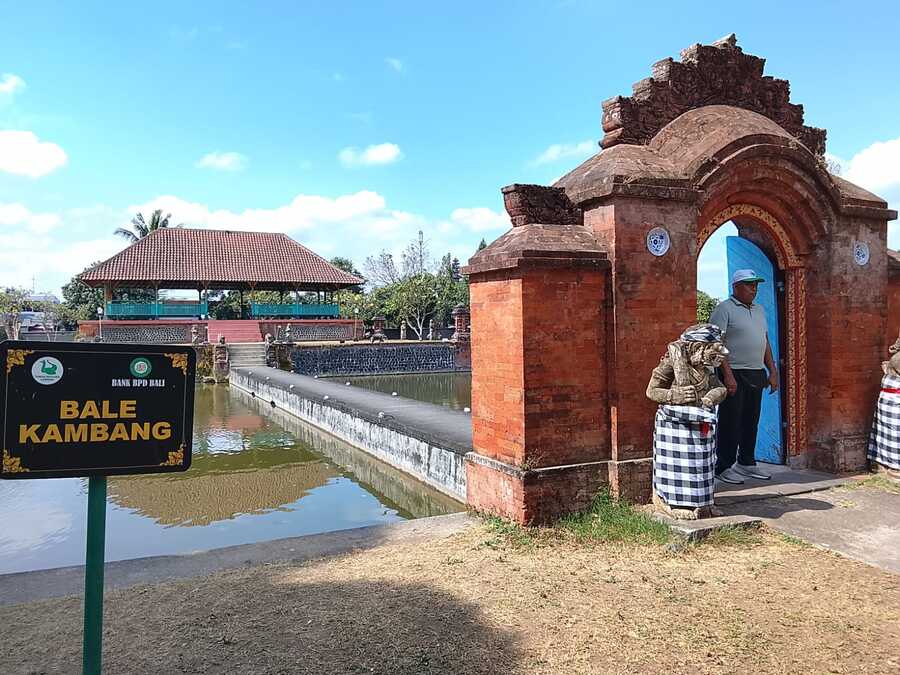 Ornamen Berbeda, Sasak Bali di Lombok Punya Identitas Sendiri