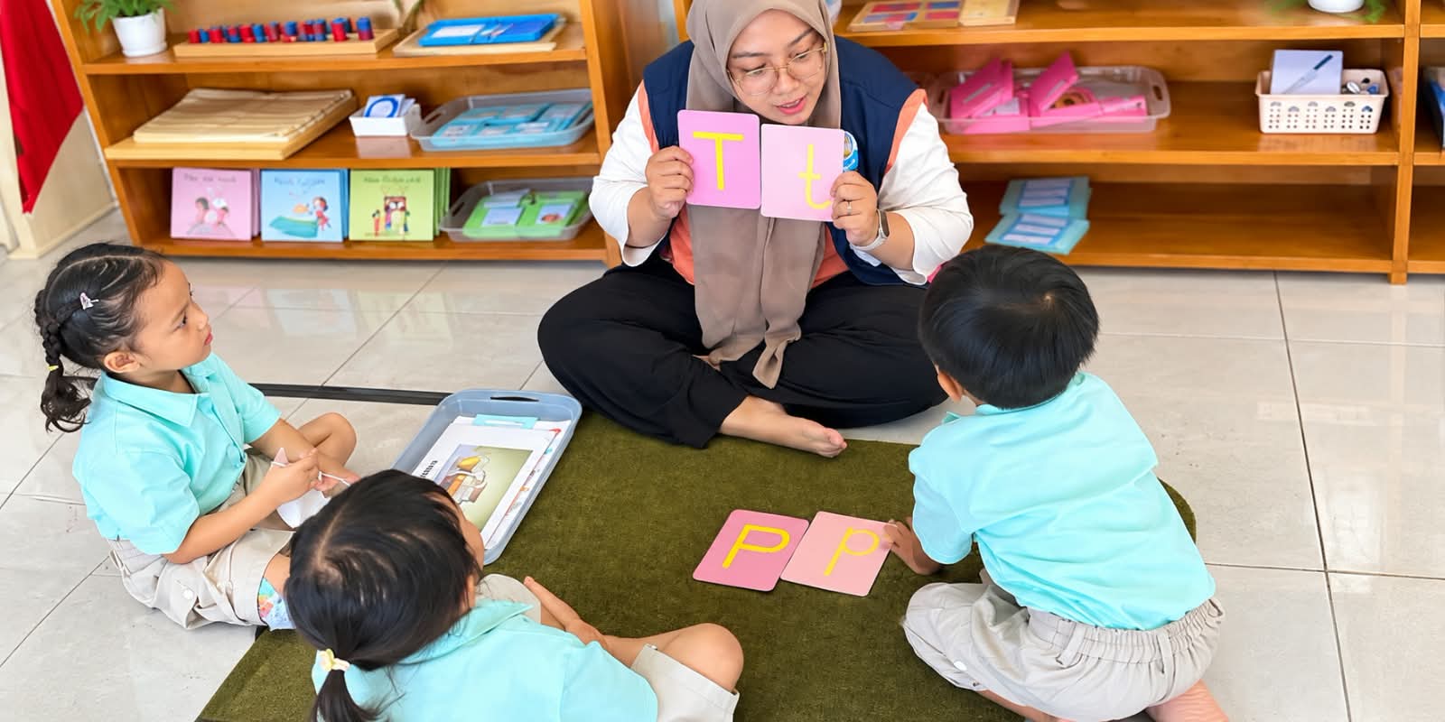 Sekolah di Mataram Ini Gabungkan Belajar, Berkebun hingga Yoga