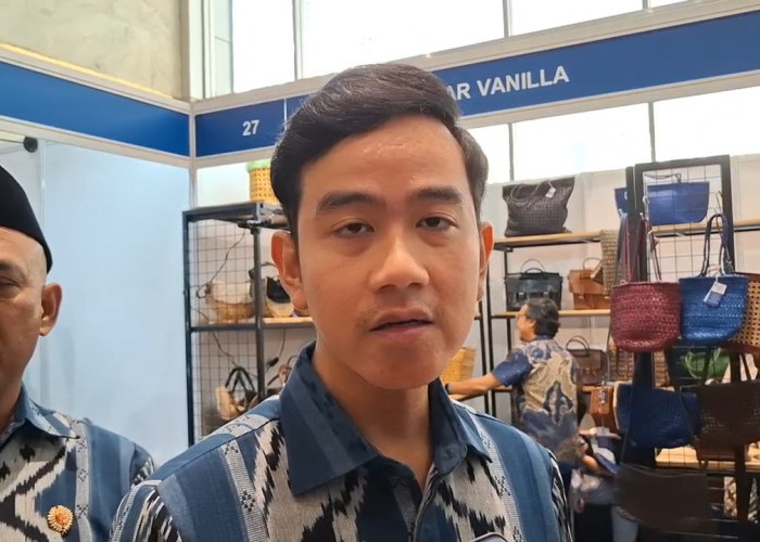 PDIP Desak KPU Buka Proses Verifikasi Dokumen Pendidikan Gibran