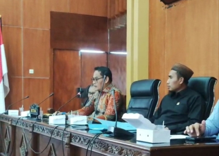 Ketua DPRD Mataram Soroti Data PKL, Pungutan CFD Disorot