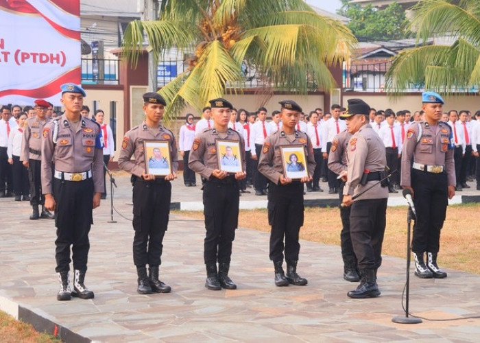 Kapolda Sulut PTDH 22 Personel, Empat Dipecat karena Desersi