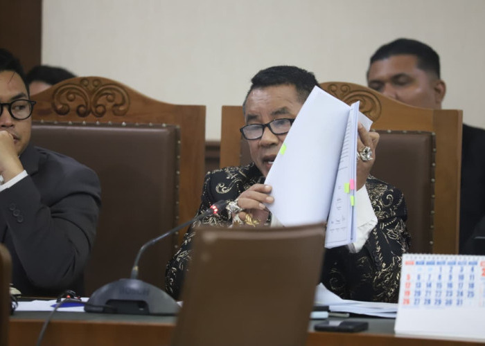 Kesaksian Dibantah, Hotman Paris: Saksi CMNP Tak Melihat dan Tak Mendengar! 