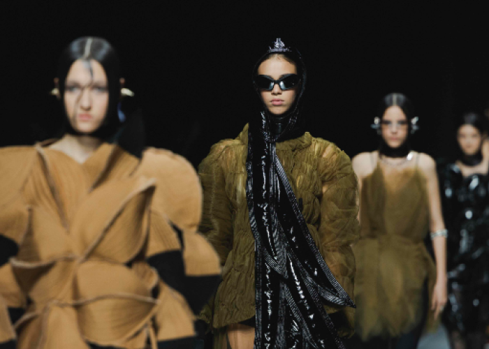 Moscow Fashion Week Terkini: Perspektif Modern dalam Reinterpretasi Kaidah Tradisional