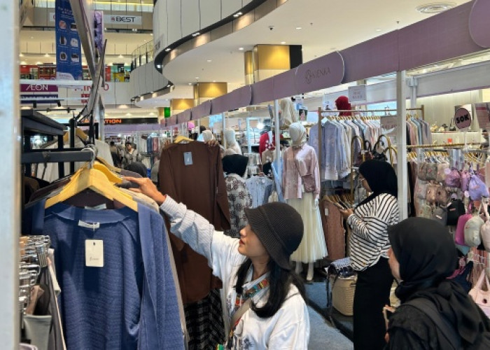 Ramai ke Mal, Tapi Cuma Lihat-Lihat? Ini Arti Sebenarnya dari Rojali & Rohana!