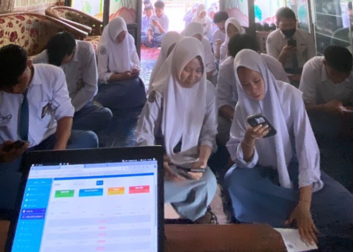 Kisah Guru Menghadapi Tantangan di Wilayah 3T di Tengah Keterbatasan Sarana Internet