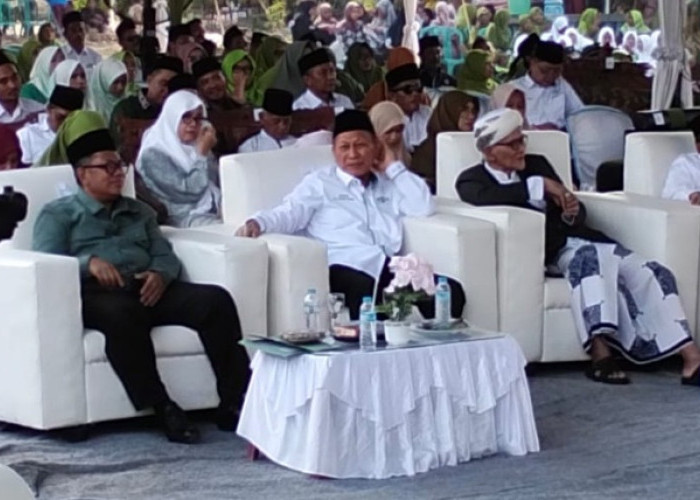 Romi: Kadin Beri Perhatian Khusus Pondok Pesantren