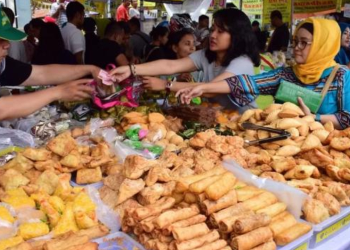 Uniknya Fenomena War Takjil, Muncul Makanan Langka di Momen Puasa Ramadan