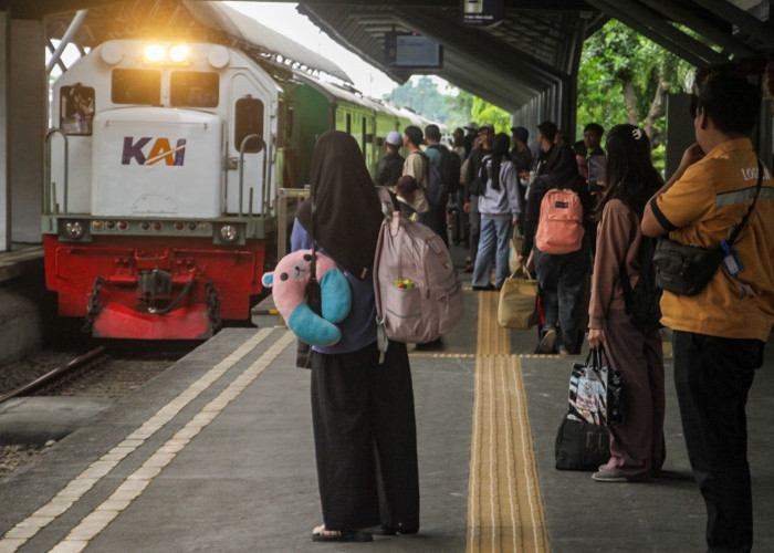 Antrean Diprediksi Padat, KAI Minta Penumpang Pantau Tiket dan Pesan Lebih Awal