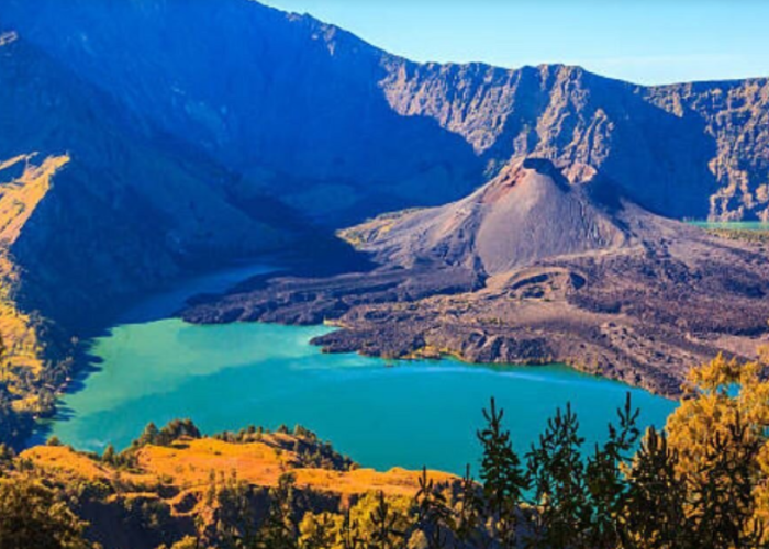 Pendaki Brasil Jatuh di Gunung Rinjani Dipastikan Meninggal, Basarnas: Tak Ditemukan Tanda-Tanda Kehidupan