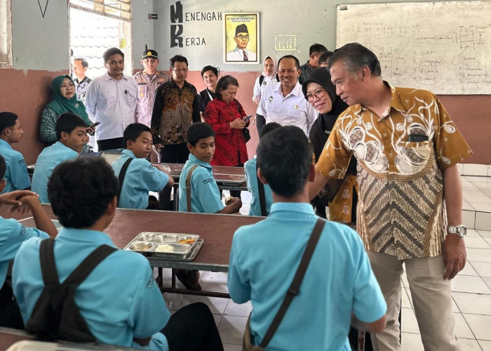Bupati Lombok Barat: MBG Wajib Gunakan Bahan Baku Lokal