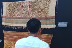 Karya Wastra Ungkap Hubungan Lombok-Bali Terjalin Sejak Abad ke-10